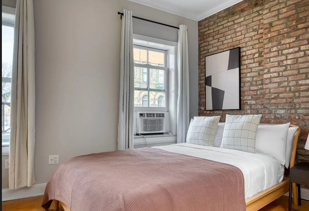 120 Christopher Street - Photo 4