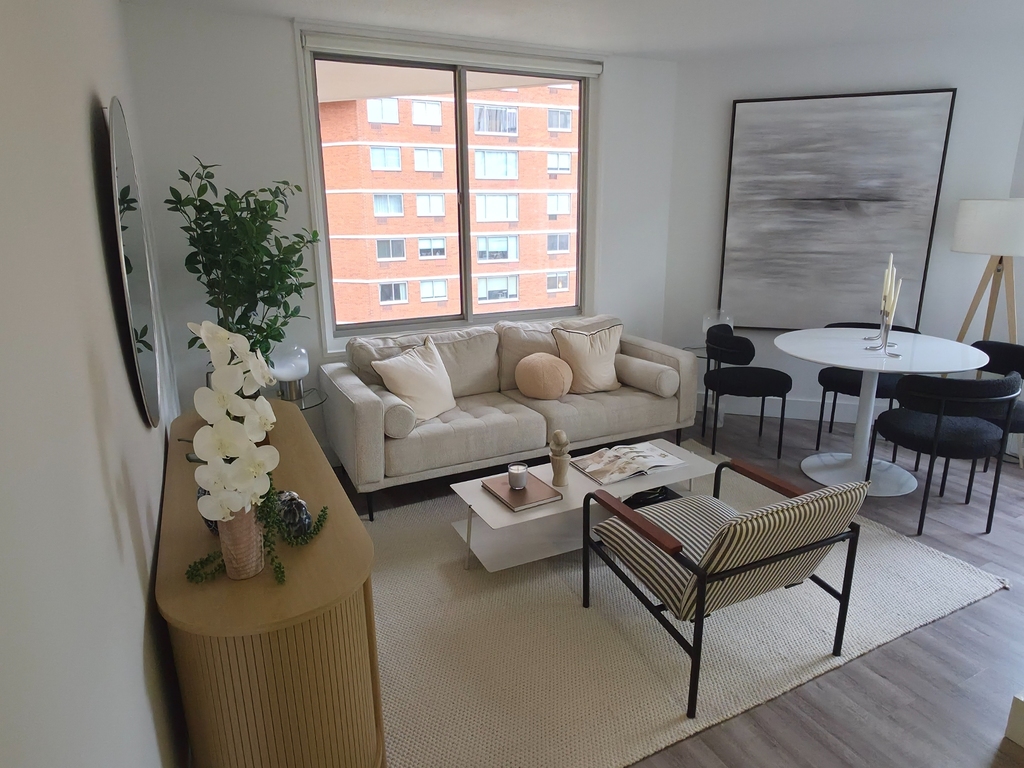 2nd Avenue, New York, NY 10016 - Photo 2