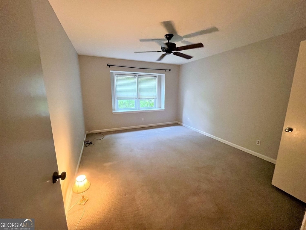 82 Montre Square Nw - Photo 30