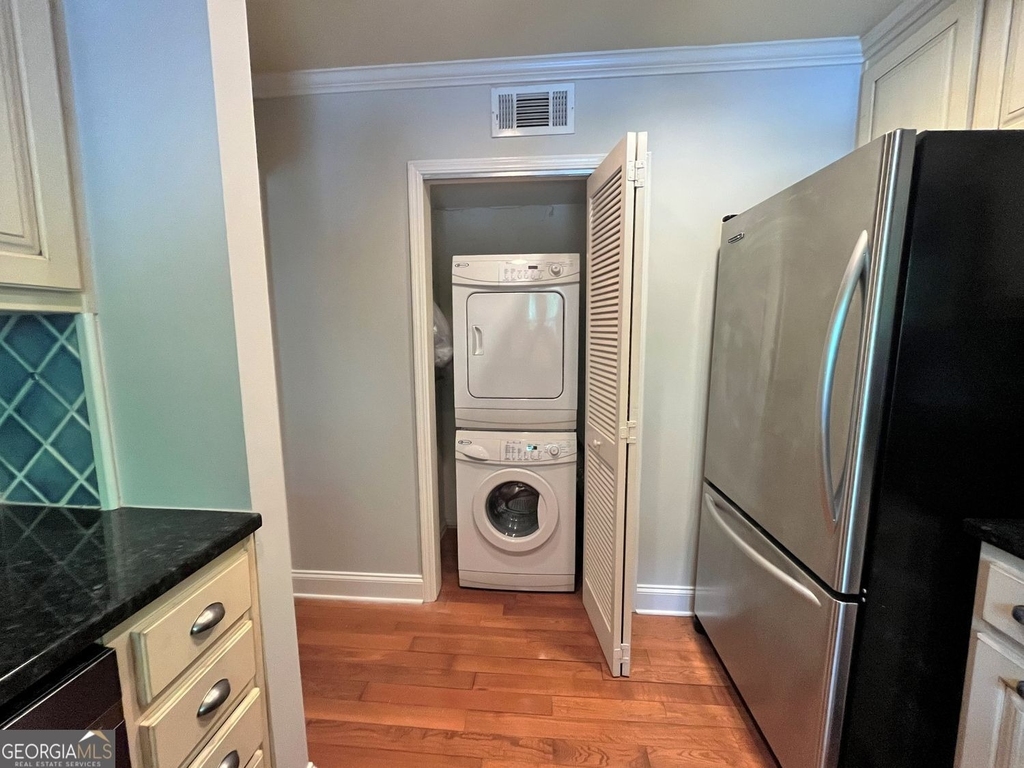82 Montre Square Nw - Photo 33