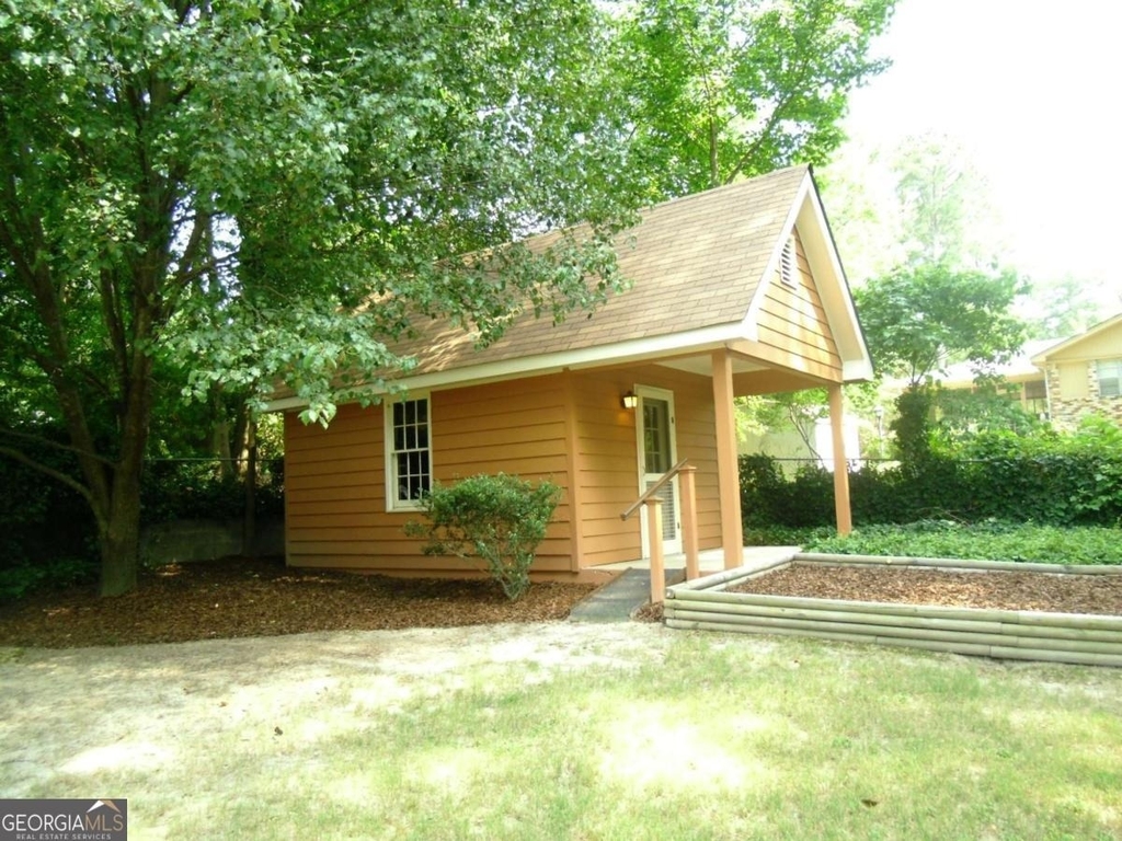 2604 Princess Lane Se - Photo 13
