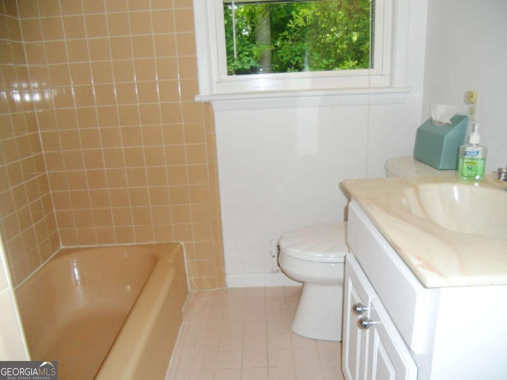 2604 Princess Lane Se - Photo 11