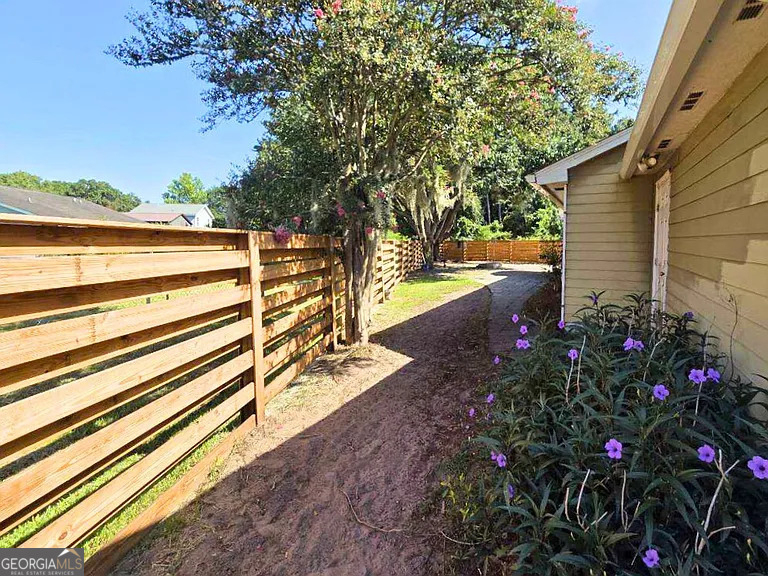 126 Ash Court - Photo 9
