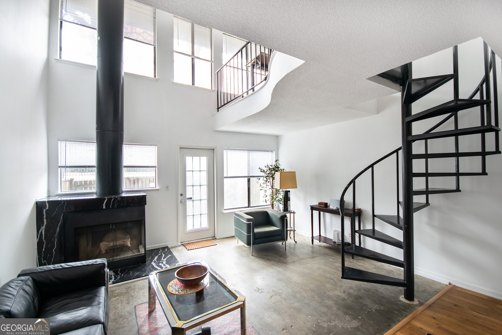 19 Finch Trail Ne - Photo 1