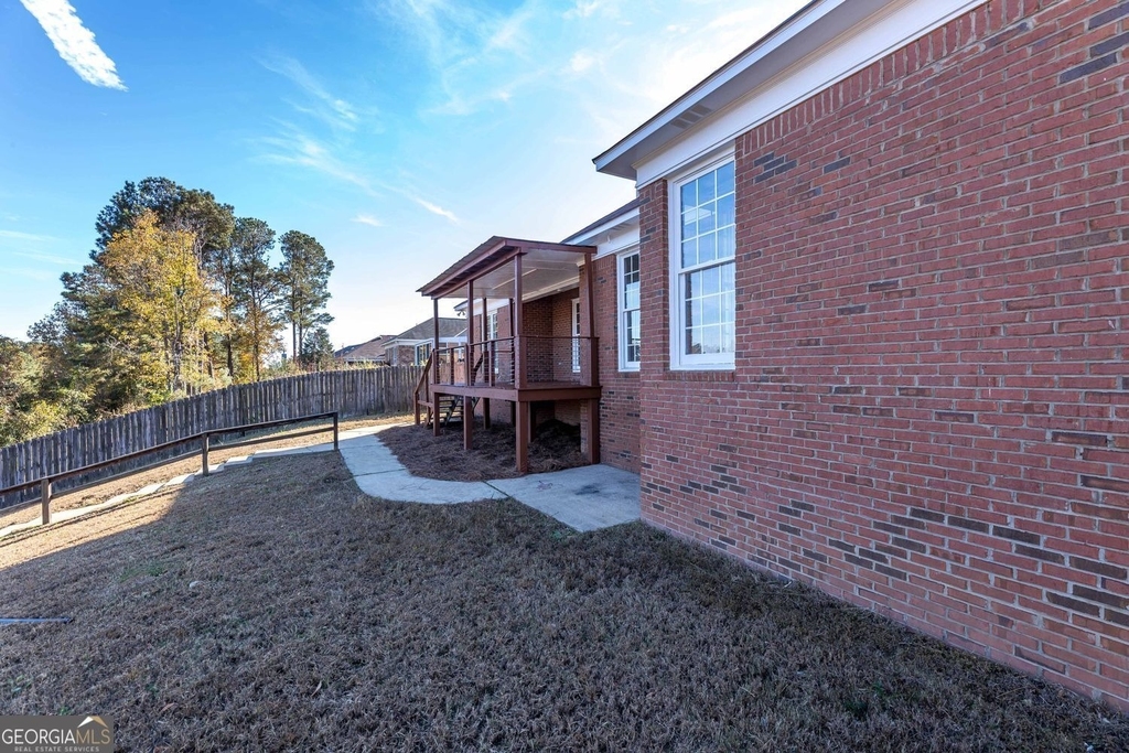 7988 Westlake Drive - Photo 37