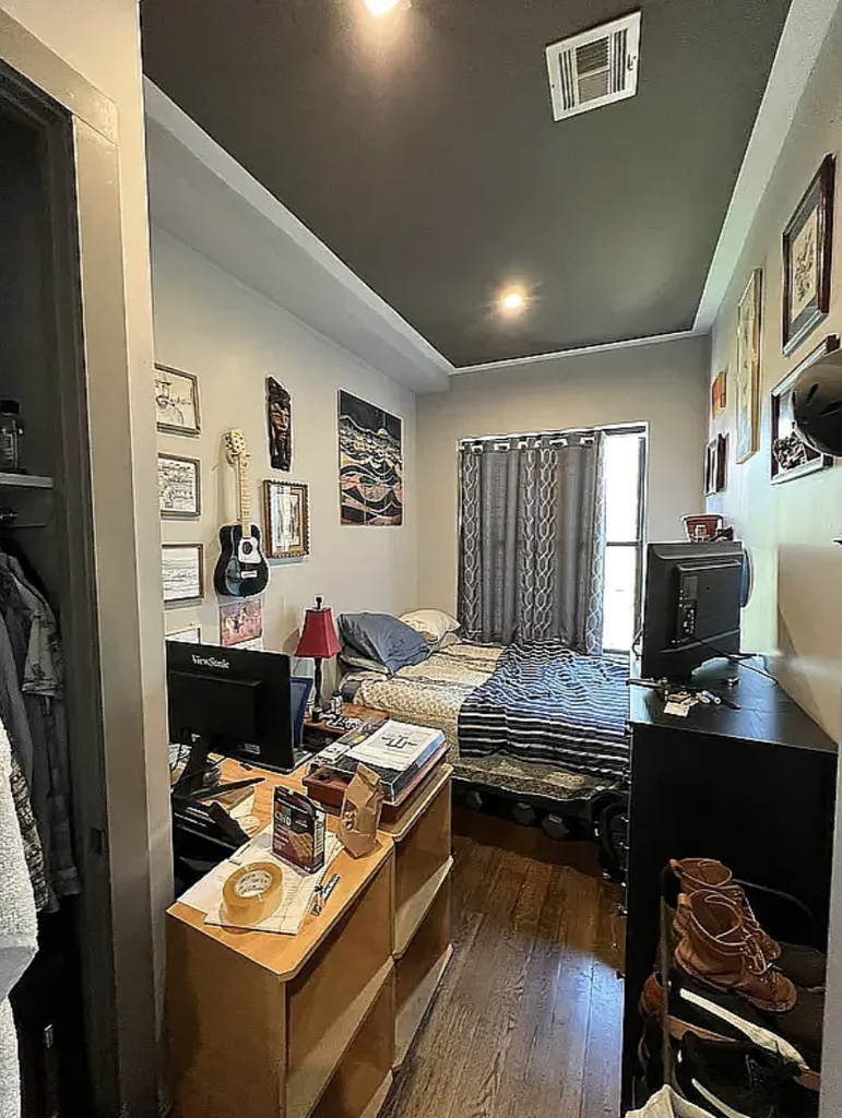 228 Jefferson St - Photo 1