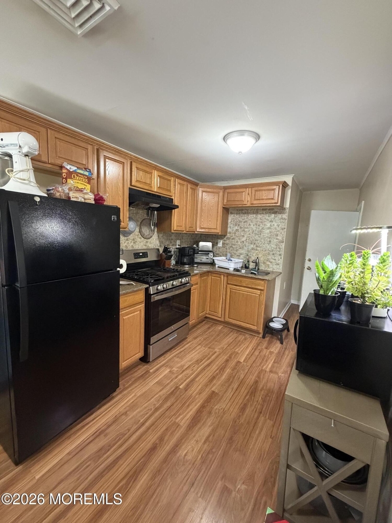 28 New Monmouth Road - Photo 4