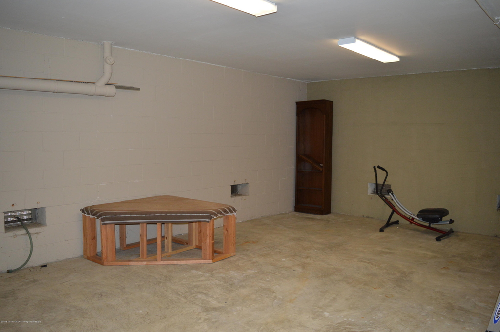 606 Park Avenue - Photo 35