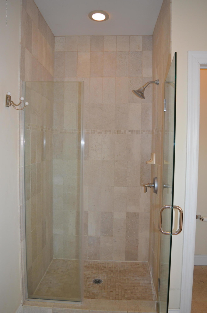 606 Park Avenue - Photo 44