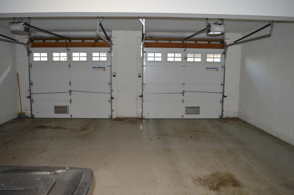 606 Park Avenue - Photo 32