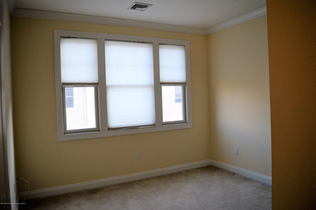 606 Park Avenue - Photo 38
