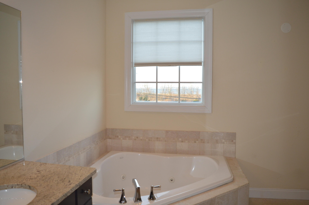 606 Park Avenue - Photo 45