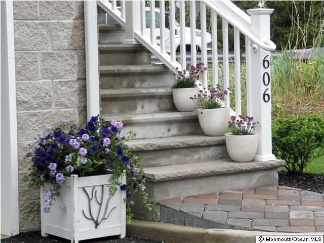 606 Park Avenue - Photo 24