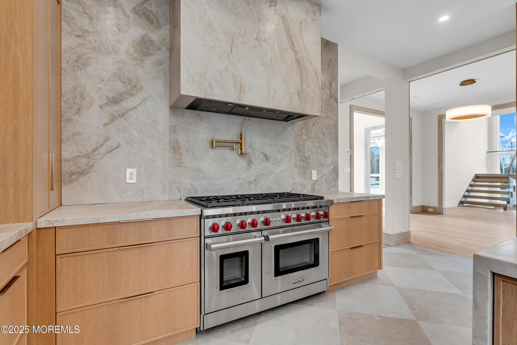 19 Clarence Avenue - Photo 8