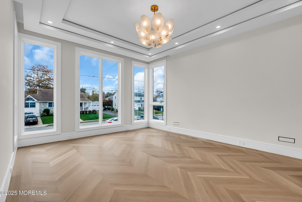 19 Clarence Avenue - Photo 12