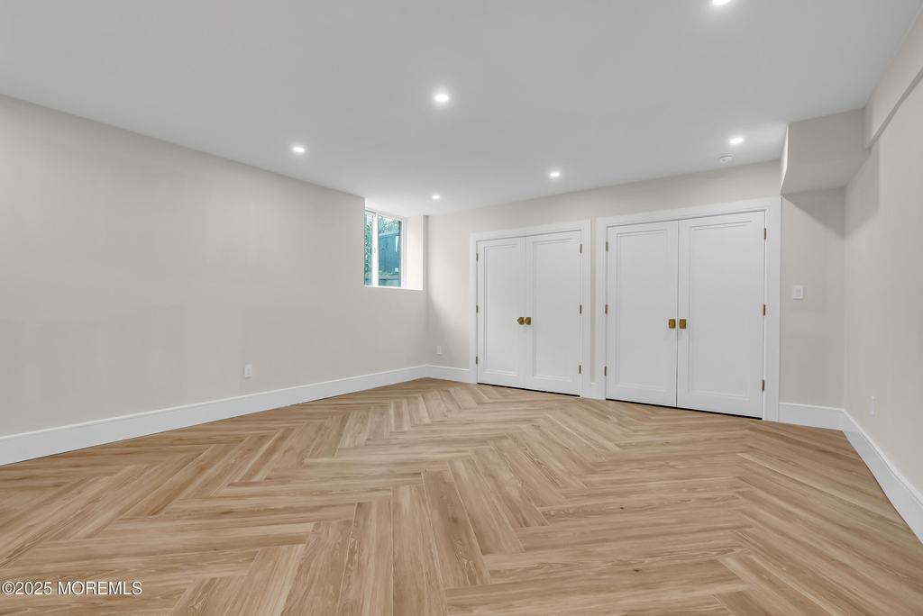 19 Clarence Avenue - Photo 24