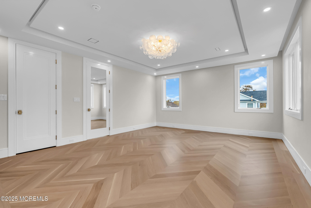 19 Clarence Avenue - Photo 18