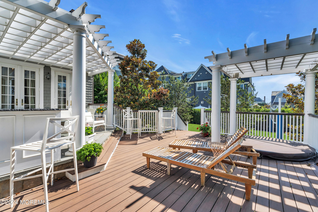 207 Monmouth Avenue - Photo 49