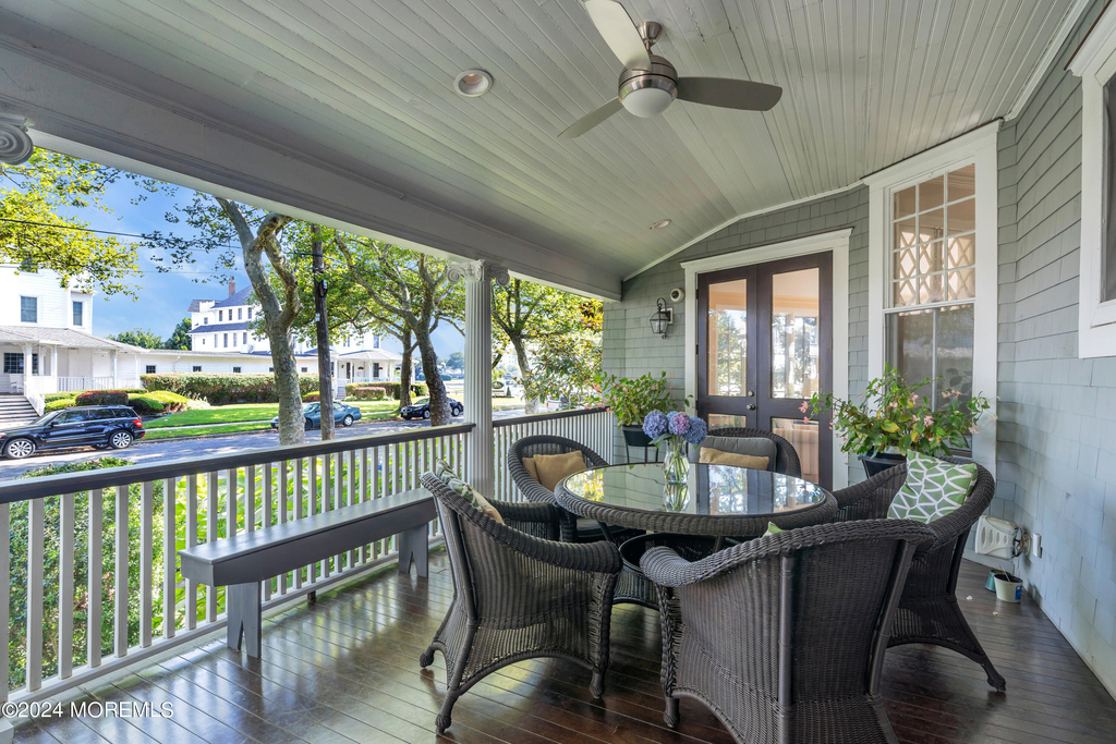 207 Monmouth Avenue - Photo 3