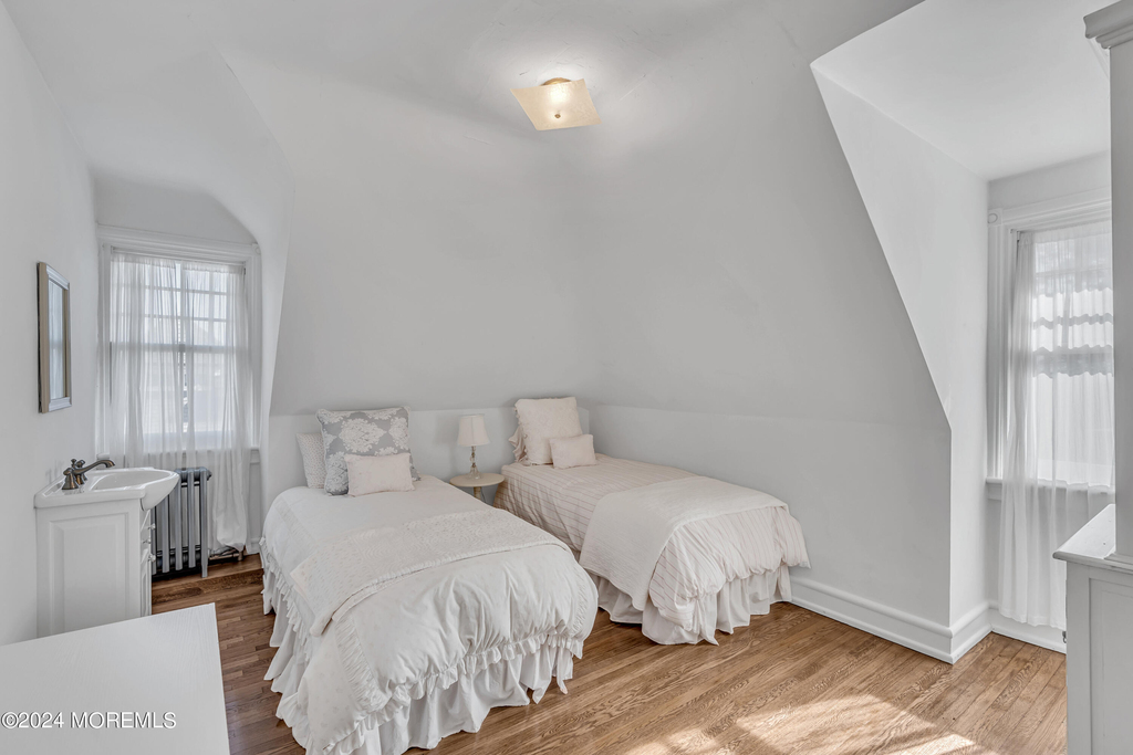 207 Monmouth Avenue - Photo 46
