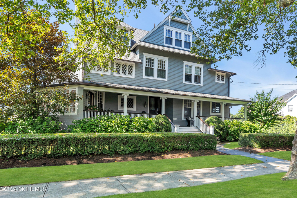 207 Monmouth Avenue - Photo 1