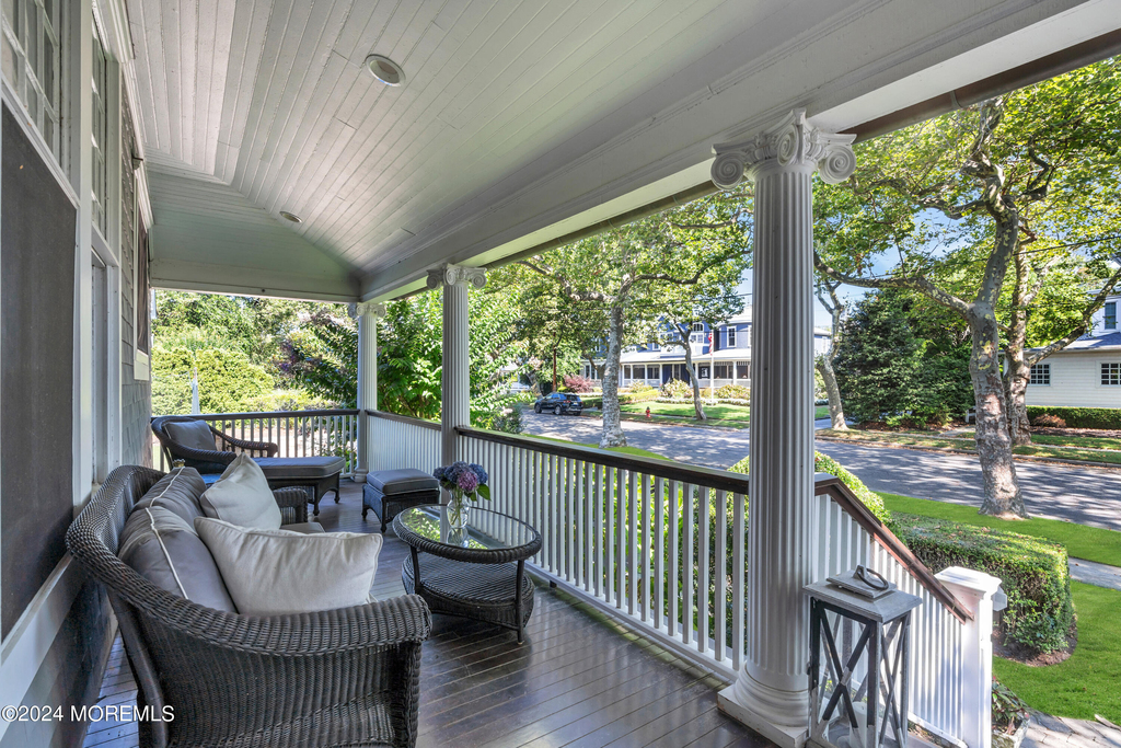 207 Monmouth Avenue - Photo 4