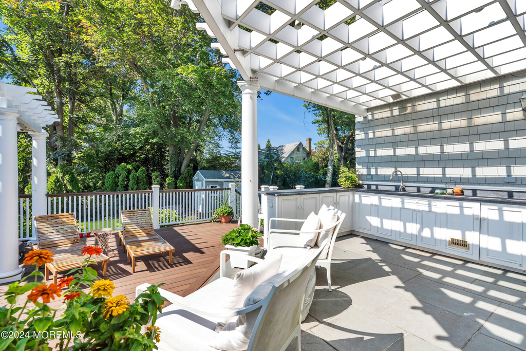 207 Monmouth Avenue - Photo 52
