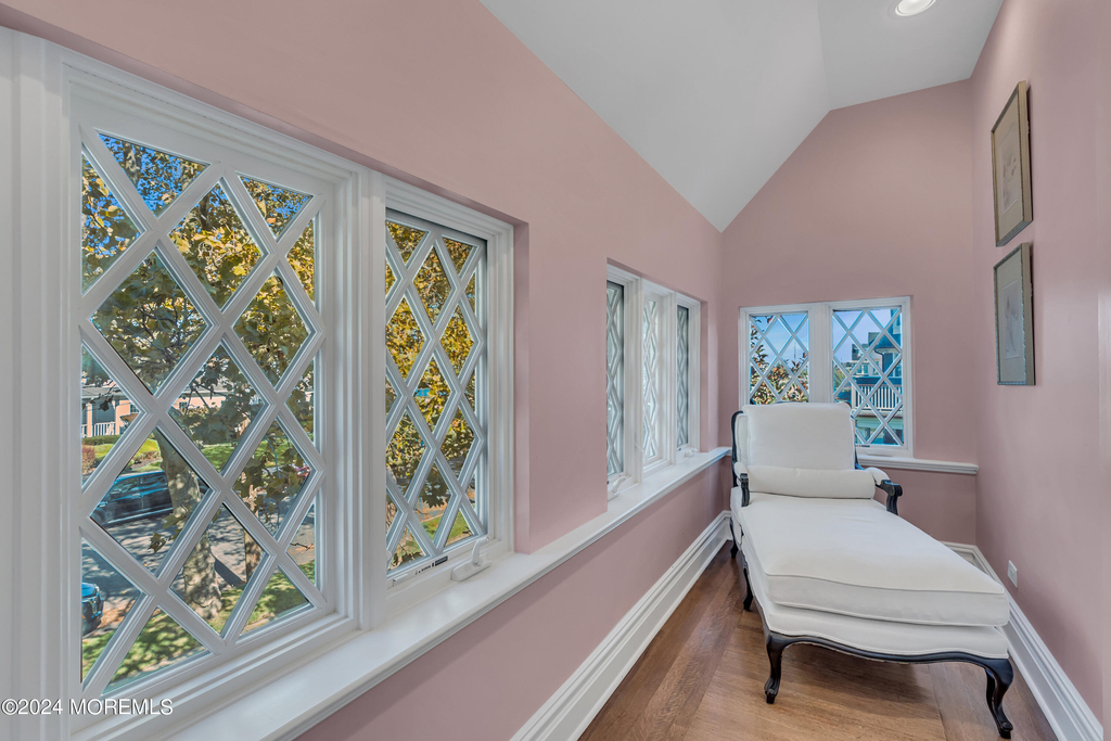 207 Monmouth Avenue - Photo 38