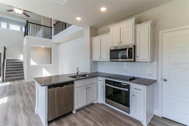 901 King Street - Photo 1