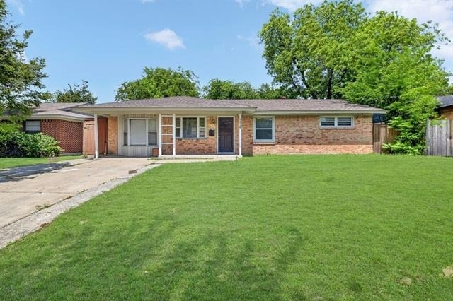 2539 Hillsboro Avenue - Photo 0