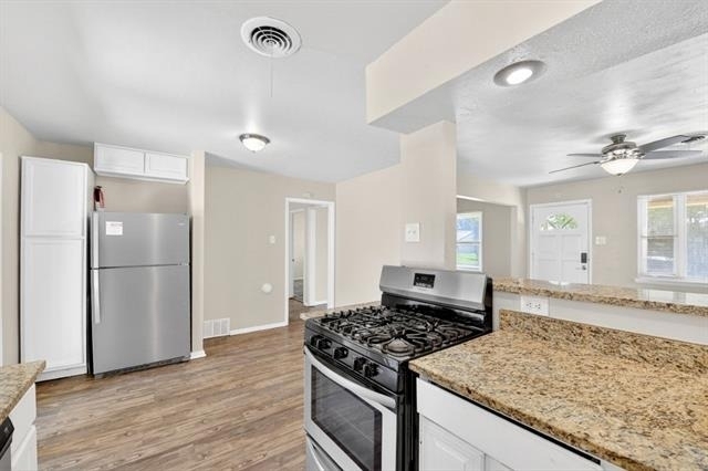 2539 Hillsboro Avenue - Photo 7