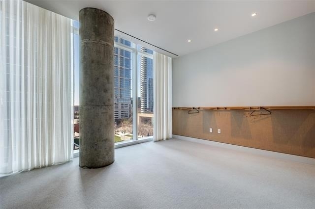 1747 Leonard Street - Photo 18