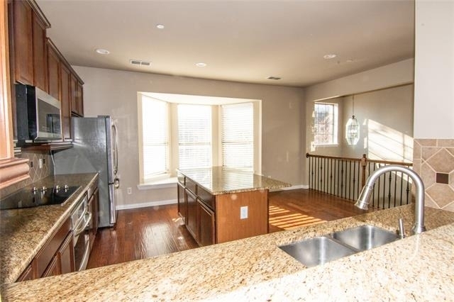 2557 Jacobson Drive - Photo 4