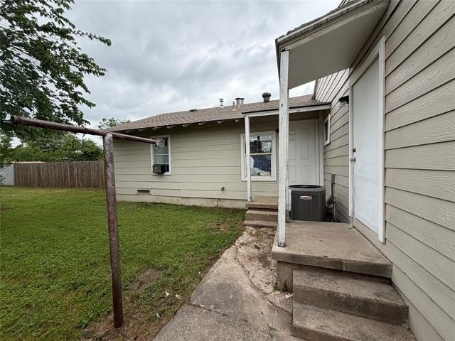 2125 Grayson Avenue - Photo 14