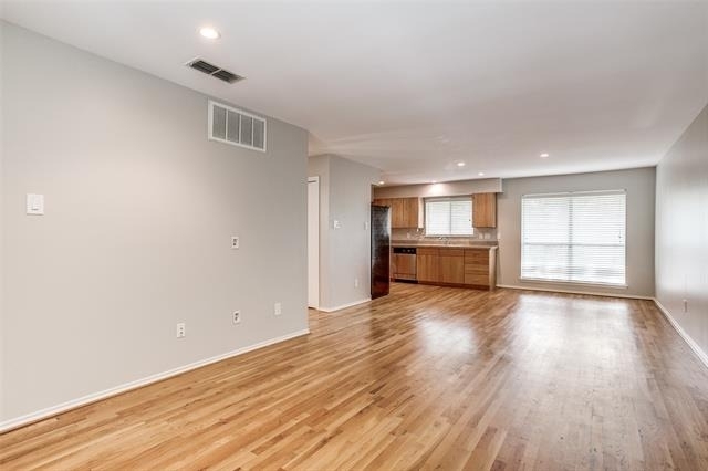 4616 W Lovers Lane - Photo 2