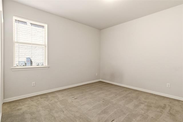 549 Cedarwood Street - Photo 5