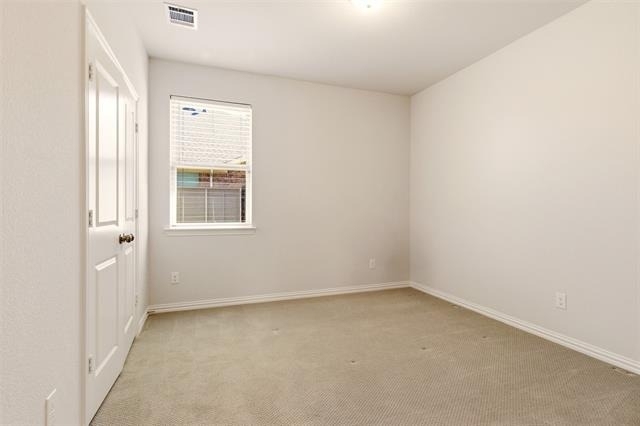 549 Cedarwood Street - Photo 6
