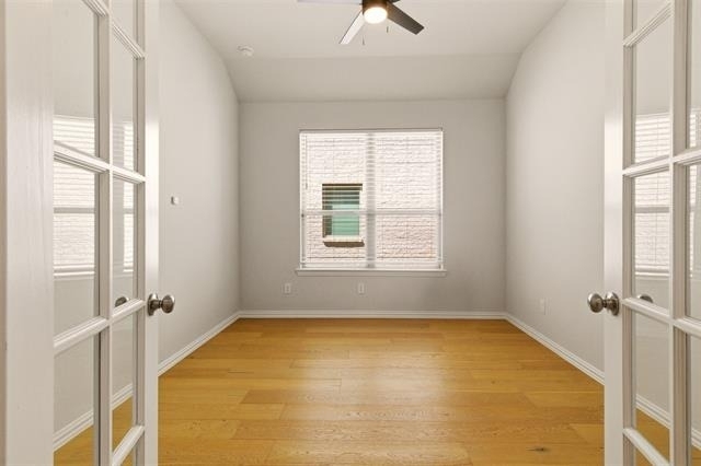 549 Cedarwood Street - Photo 8