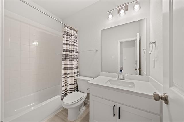 549 Cedarwood Street - Photo 4
