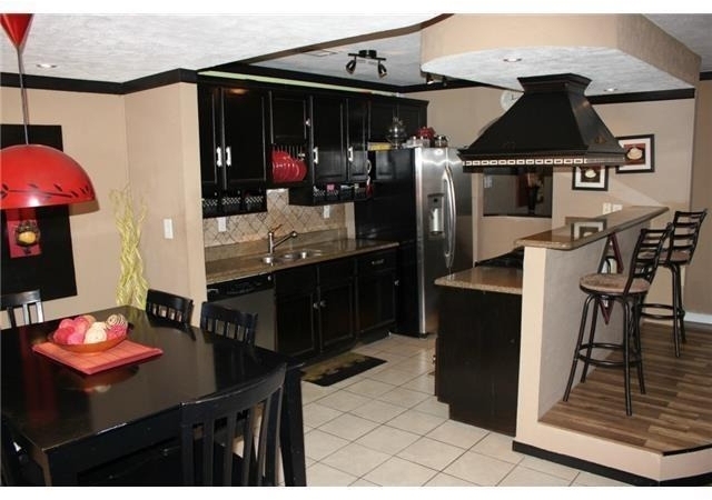 5425 Slay Drive - Photo 3