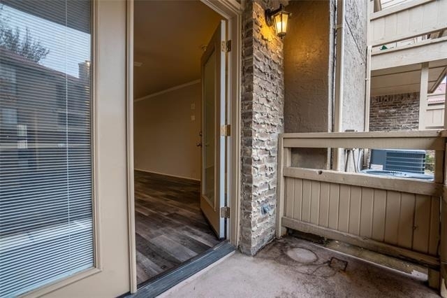 5200 Martel Avenue - Photo 10