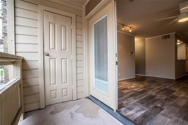5200 Martel Avenue - Photo 11