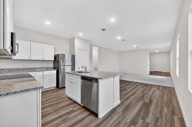 2128 Meadow Park Drive - Photo 2