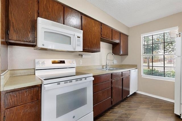 912 N Nursery Road - Photo 11