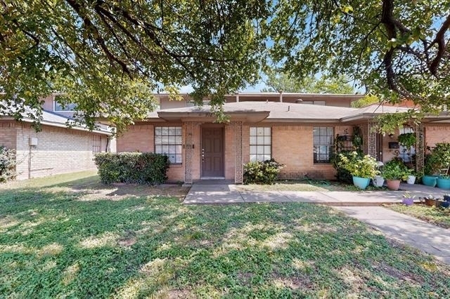 912 N Nursery Road - Photo 0