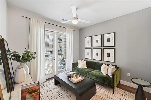 1735 N Greenville Avenue - Photo 3