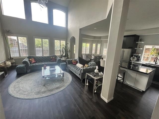 6400 Sidney Lane - Photo 7