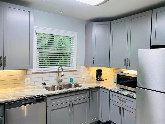 4704 Collinwood Avenue - Photo 11