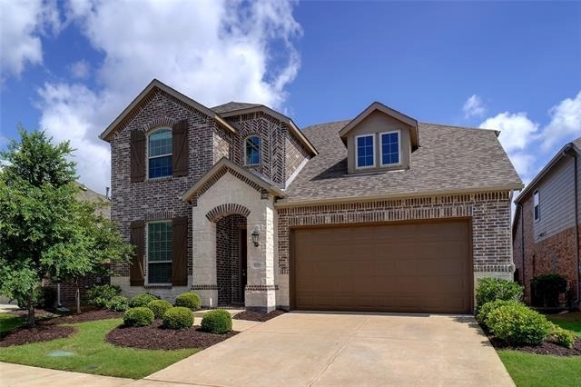 525 Overton Avenue - Photo 0