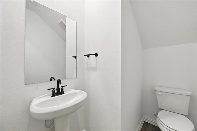 630 Redwood Way - Photo 18